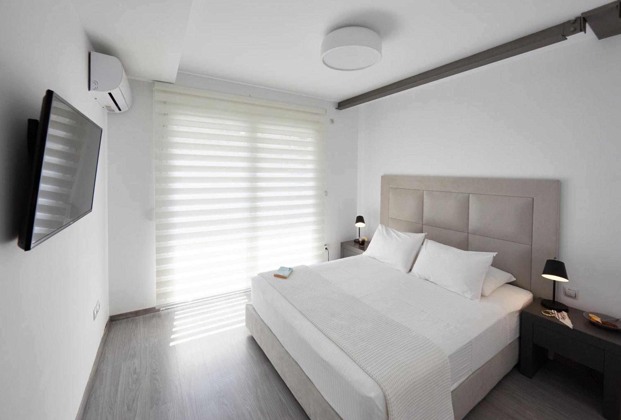 Athenian Residences المظهر الخارجي الصورة